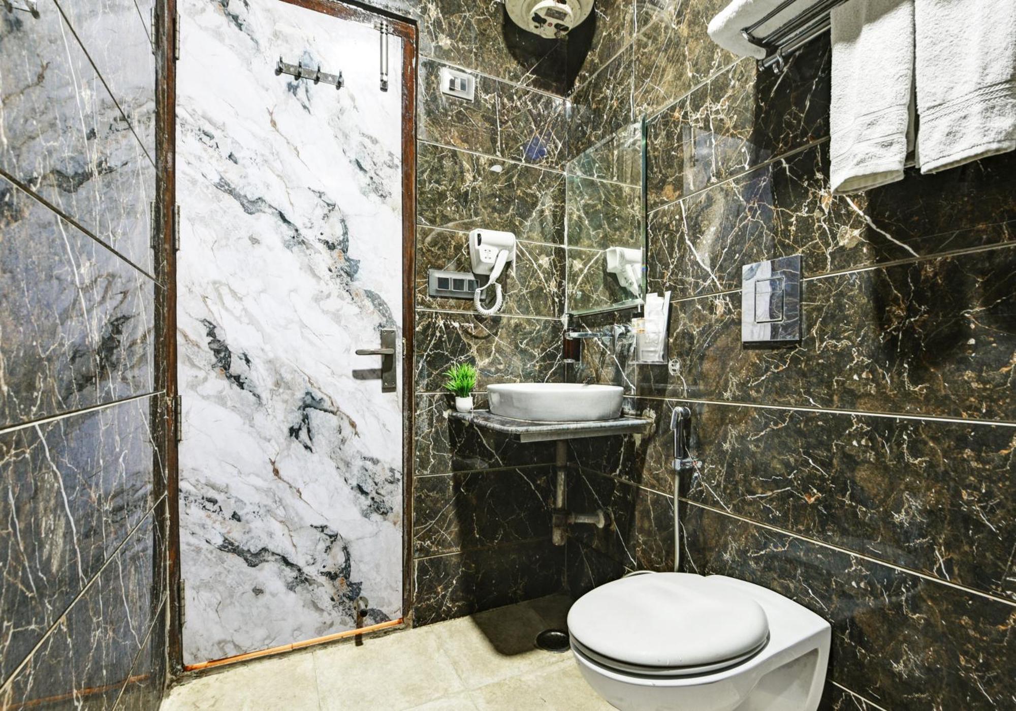 New Frontier - 2 Mins From Old Delhi Railway Station & Chandni Chowk Exterior photo